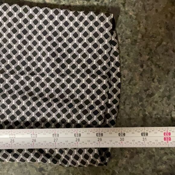 NWT Worthington Women Black White Geometric Trousers L Pants Polyester Slacks - Picture 7 of 8